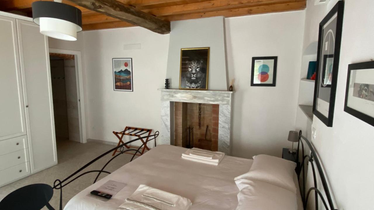 B&B Gronda Via Vandelli Масса Екстер'єр фото